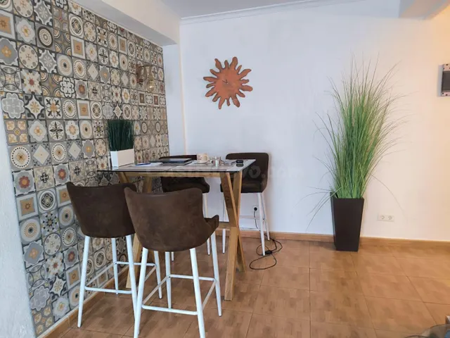 Piso 2 habitaciones 72m² en alquiler - Centro - Avda. de Mij - foto 2