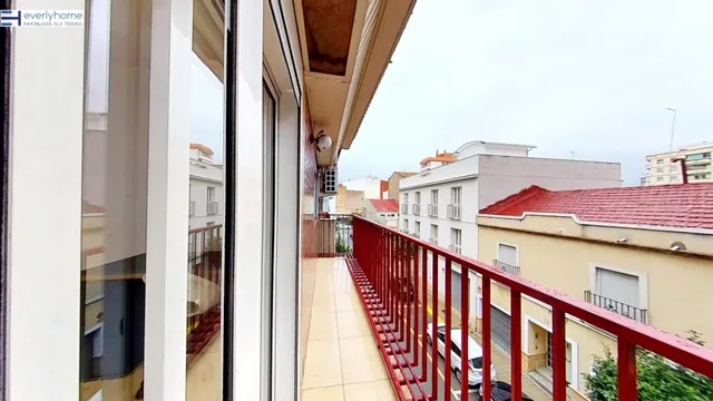 AMPLIA HABITACIÓN DE ALQUILER EN MISLATA CON BALCÓN — 6