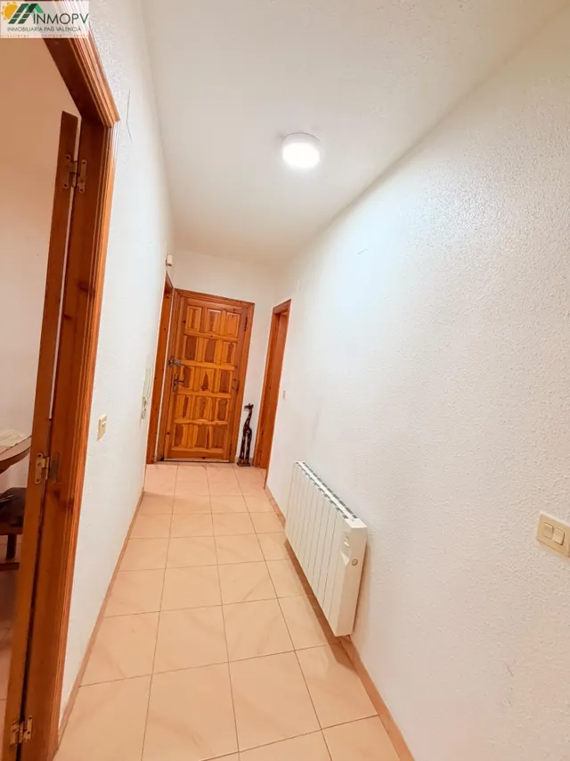 Se vende gran piso de 92m2 con 3 habitaciones dobles en zona rio cervol! 1ª planta edificio sin ascensor! — 18