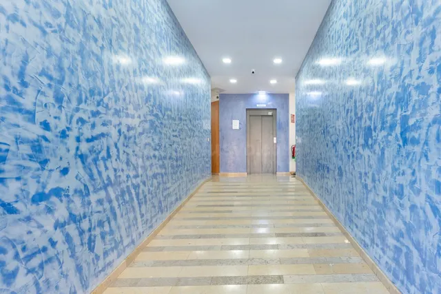 Piso listo para entrar a vivir en Deltebre con parking y pis - foto 2