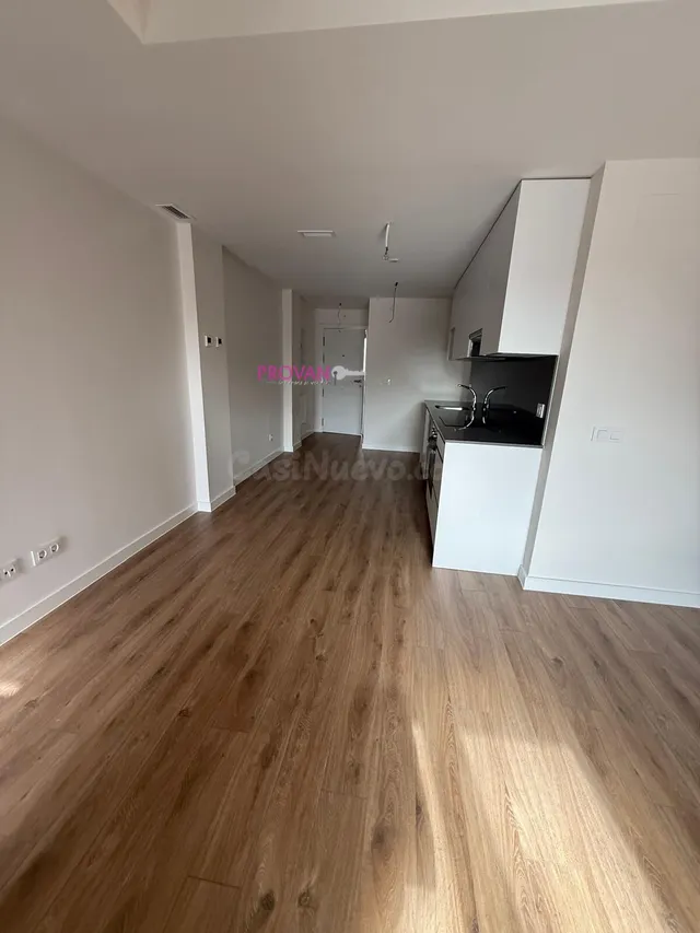 APARTAMENTO A ESTRENAR EN PLENO CENTRO. AMPLIO DORMITORIO, S - foto 3