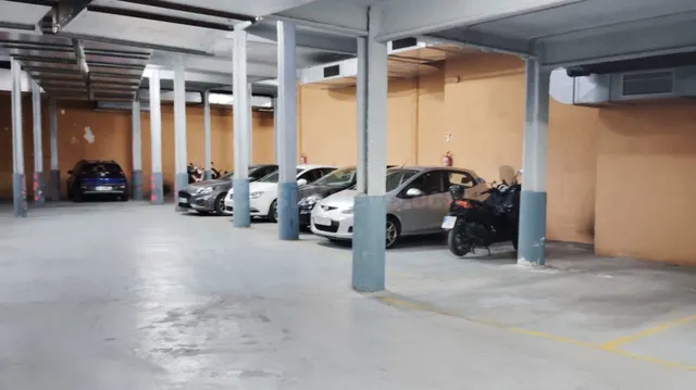 Parking de moto 3m² en alquiler - Barcelona — 4