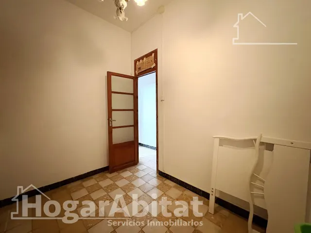 ¡Vistas a las montañas! Casa amplia y luminosa para reformar con patio y gran terraza — 30