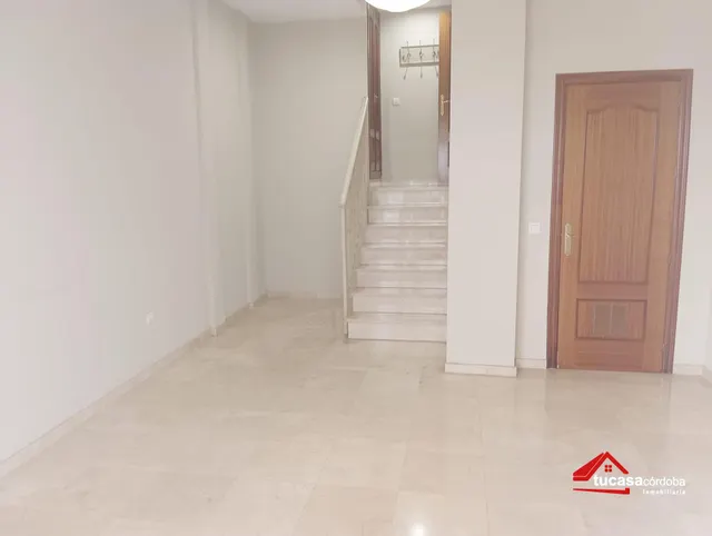 ¡Vive en una de las zonas más exclusivas de Córdoba con el espacio que siempre has deseado! — 26