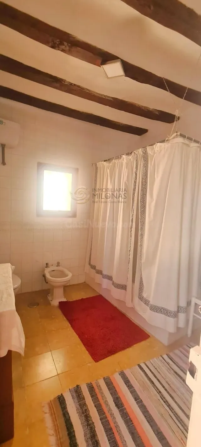 ¡Impresionante casa de pueblo en Sella con amplias dimension - foto 4