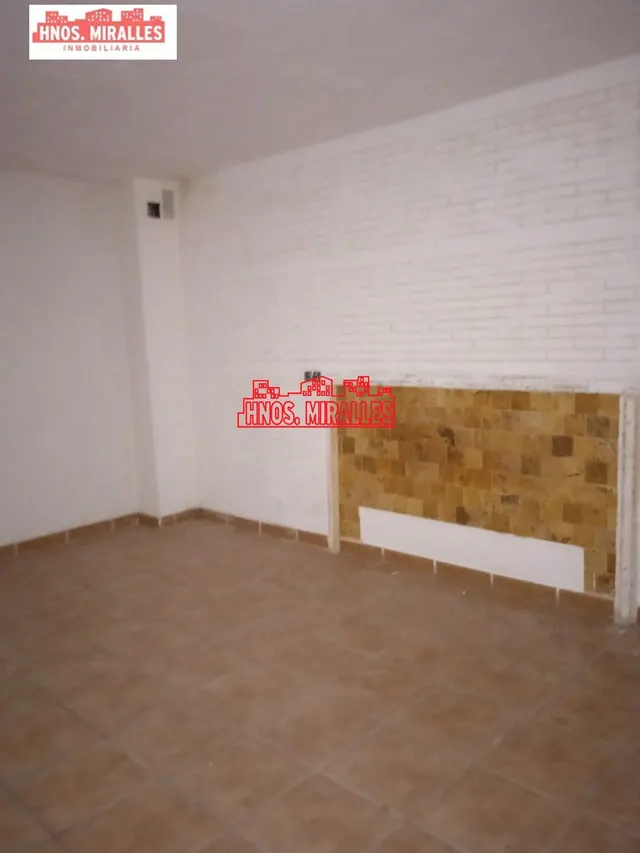 ¡¡ CASA CUEVA RÚSTICA, IDEAL PARA REFORMARLO TODO A TU GUSTO.!! — 38