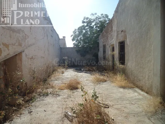 CASA DE PLANTA BAJA JUNTO AL CENTRO DE ARGAMASILLA DE ALBA C - foto 3