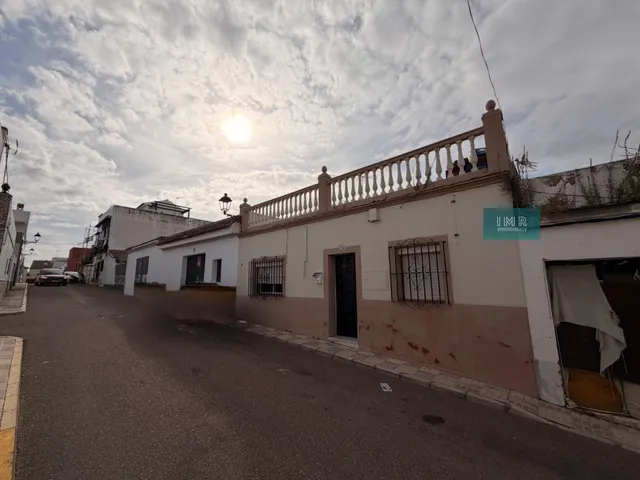 Casa en venta en el centro de Bormujos – comodidad y excelente ubicación — 17