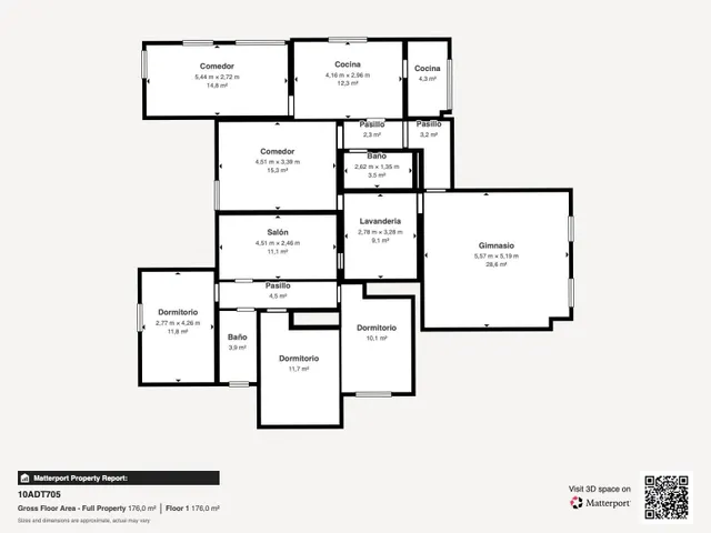 Chalet con amplio jardín y posibilidad de doble vivienda — 37