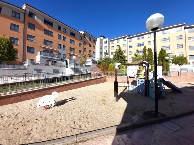 Vivienda accesible en hervencias, con patio, garaje, trastero y ascensor (actualmente alquilada) — 35