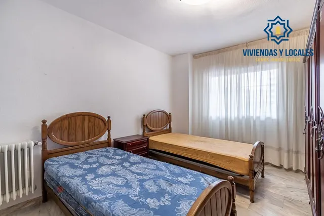 MAGNIFICA VIVIENDA EN LAS FLORES - CAMINO DE RONDA — 11