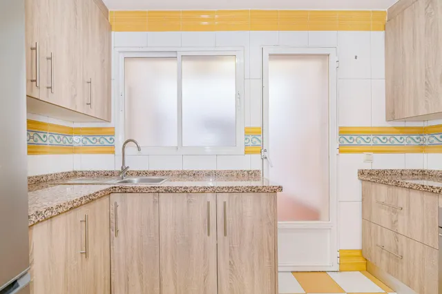 Piso 2 habitaciones 88m² en alquiler - Churriana de la Vega — 24