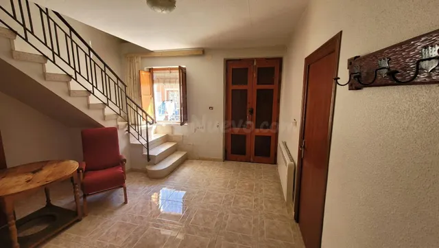 Casa de pueblo con doble entrada y múltiples posibilidades en Bullas — 4