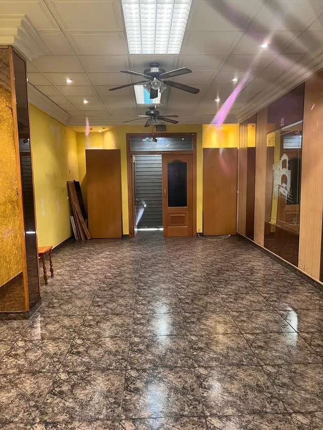 LOCAL COMERCIAL MUY AMPLIO CERCANO AL METRO — 7