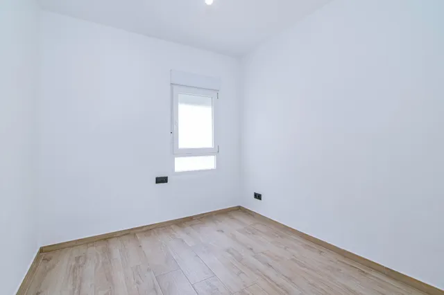 Venta 5 dormitorios. baño. aseo. reformado — 22