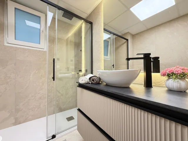 PRECIOSA VIVIENDA TOTALMENTE REFORMADA, IDEAL PARA VIVIR TODO EL AÑO O COMO INVERSION — 45