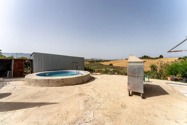Finca con Casa en Cartama — 17