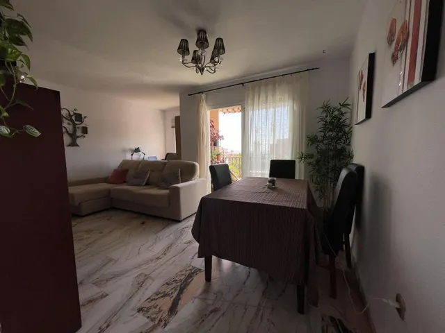 Piso con terraza, vistas al mar y plaza de garaje en Arroyo de la Miel, Benalmádena — 14