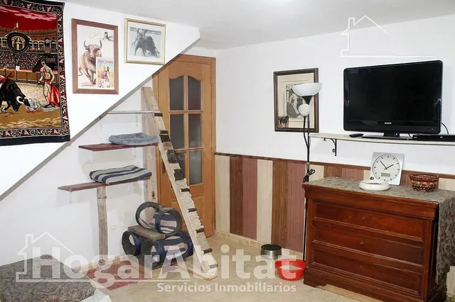 ¡MAGNÍFICA OPORTUNIDAD! GRAN CASA LUMINOSA Y ECONÓMICA CON T - foto 4
