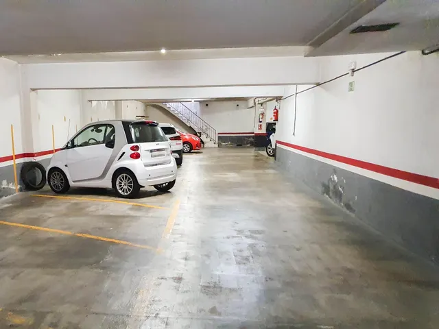PARKING EN ALQUILER  EN CALLE BERTRAN DE BARCELONA — 13