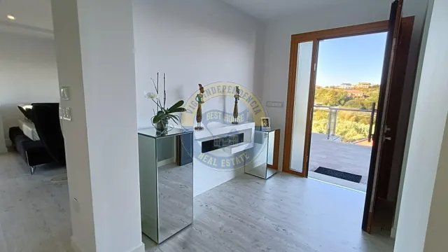 Chalet de altas calidades con vistas al mar — 13