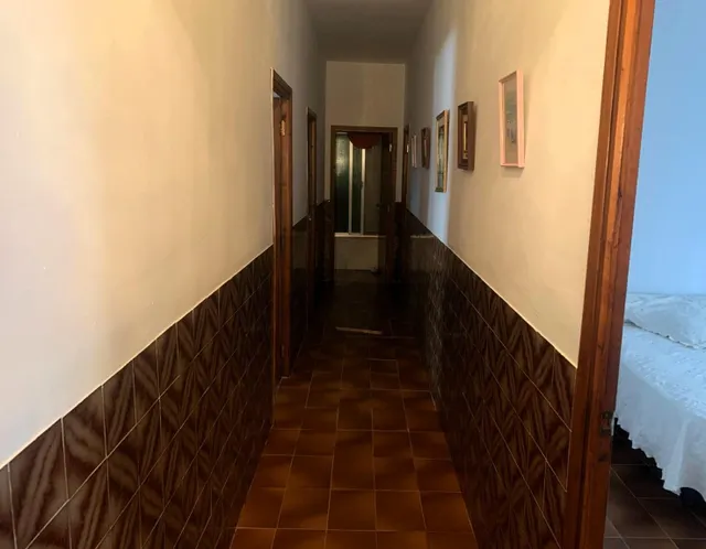 CASA EN VALDEOBISPO — 16