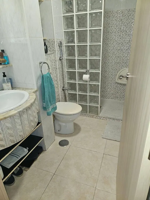 Amplio y acogedor piso en Los Ángeles, Alicante por solo €185,000 — 22