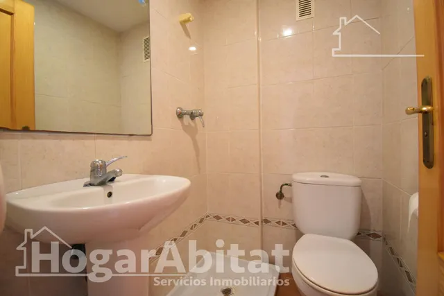 ¡SEGUNDA LÍNEA DE PLAYA! AMPLIO Y EXTERIOR CON GARAJE, ASCENSOR Y GRAN TERRAZA — 41