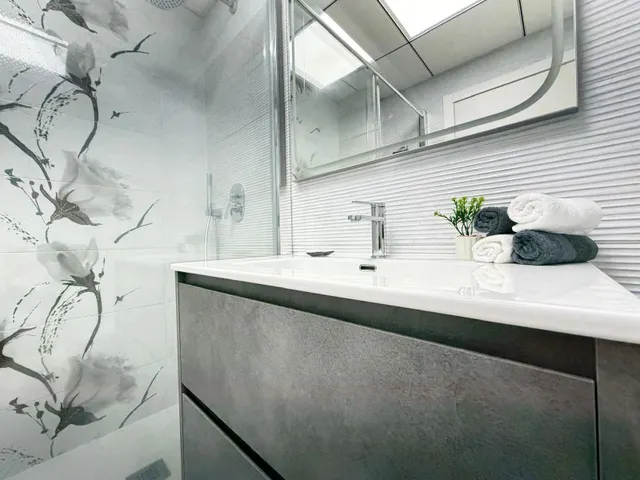 Apartamento en "alegria 11" con piscina comunitaria y sauna. 1 dorm. 1 baño. superficie 60 m2. playa a 500 metros. — 27