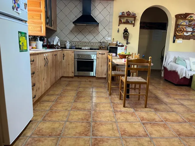 CAMPO DE FORTUNA 616652603 — 16