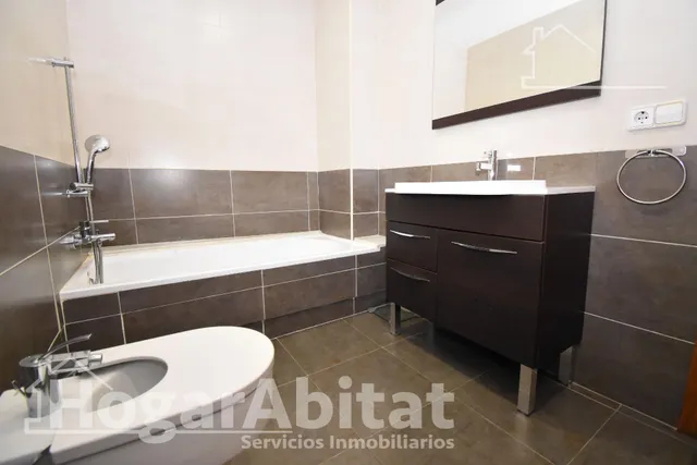 ¡preciosas vistas! magnífico ático dúplex, alto y luminoso con terraza — 40