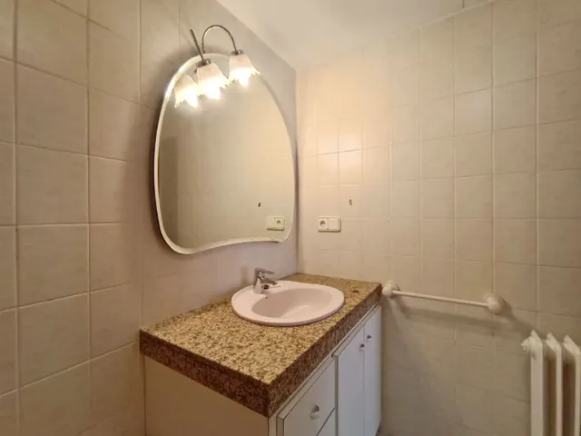 Excelente vivienda en pleno centro de la ciudad, amplitud y luminosidad asegurada ! — 27