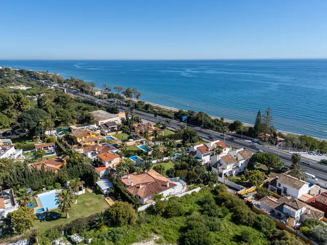 Chalet 7 habitaciones 420m² en venta - Altos de Estepona — 48
