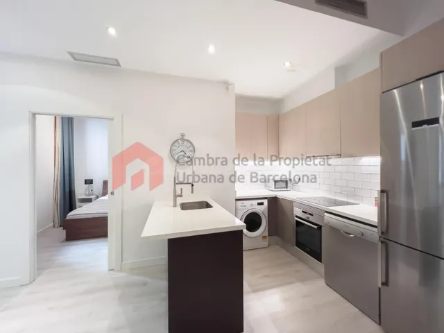 Piso en venta en Santa Caterina de Barcelona — 2