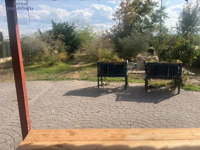 Singular chalet independiente junto a la cíniva de Los Manzanos, Lardero — 12