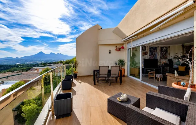 Ático Dúplex con Espectacular Solárium, Jacuzzi y Vistas Ini - foto 4
