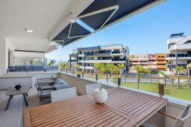 APARTAMENTO DE 2 DORMITORIOS Y 2 BAÑOS EN PUNTA PRIMA (ORIHUELA COSTA) — 4