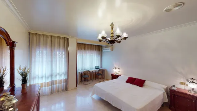 Piso 5 habitaciones 207m² en alquiler - Estación — 39