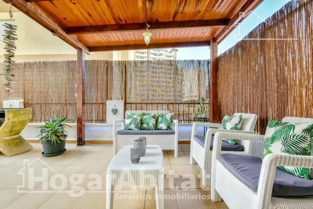 Reformado con terraza y licencia turística junto al mar — 17