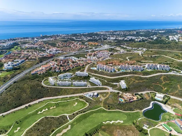 PISOS Y ATICOS DE LUJO EN MIJAS COSTA — 18