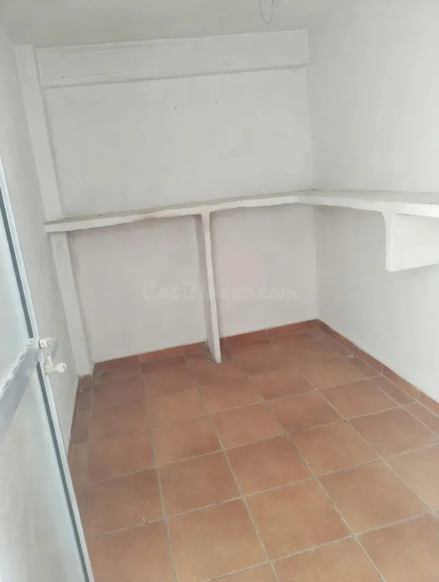 CHALET ADOSADO TOTALMENTE REFORMADO - 212m2 DE PARCELA - FAC - foto 5