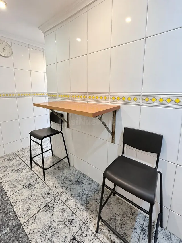 Piso de 3 habitaciones con terraza en Marxalenes — 5