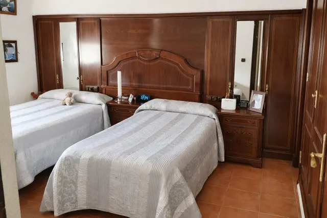 Chalet urbano en Los Gallos. — 19