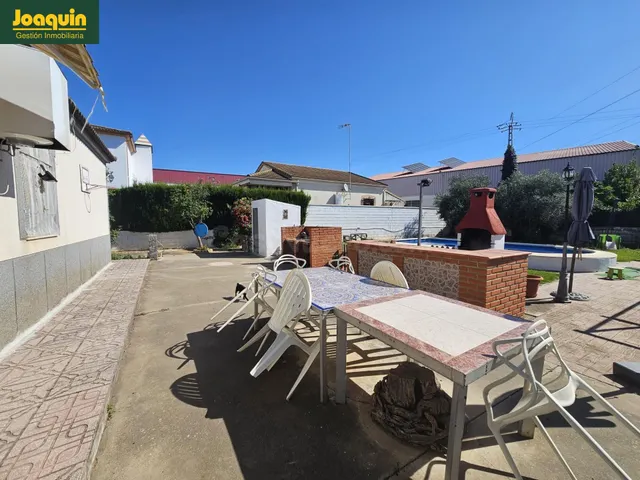 Parcela en Las Quemadillas con piscina - foto 3