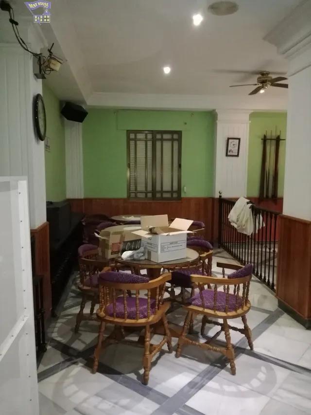 SE VENDE LOCAL ADAPTADO A RESTAURACIÓN — 9