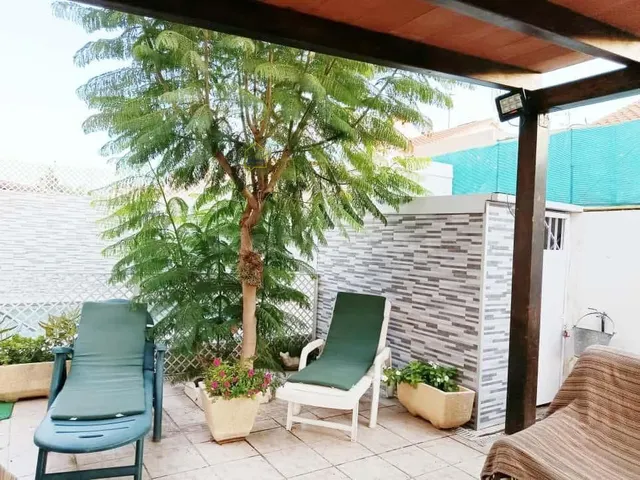 Chalet de 6 dormitorios y piscina privada, a la venta en Lor - foto 5