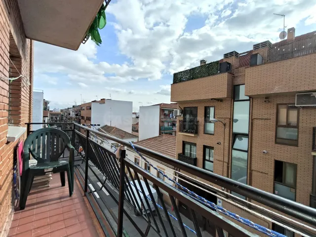 LUMINOSO PISO EXTERIOR, CON GRAN TERRAZA, EN PUERTA BONITA — 3