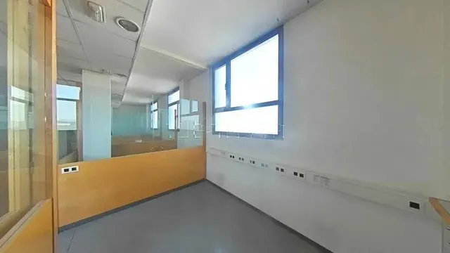 Local en venta en Calle de Gallecs — 23