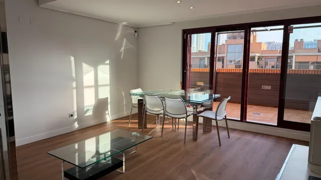 ¡Ático duplex con Terraza, Piscina y Pista de Padel en Maestro Rodrigo! — 7