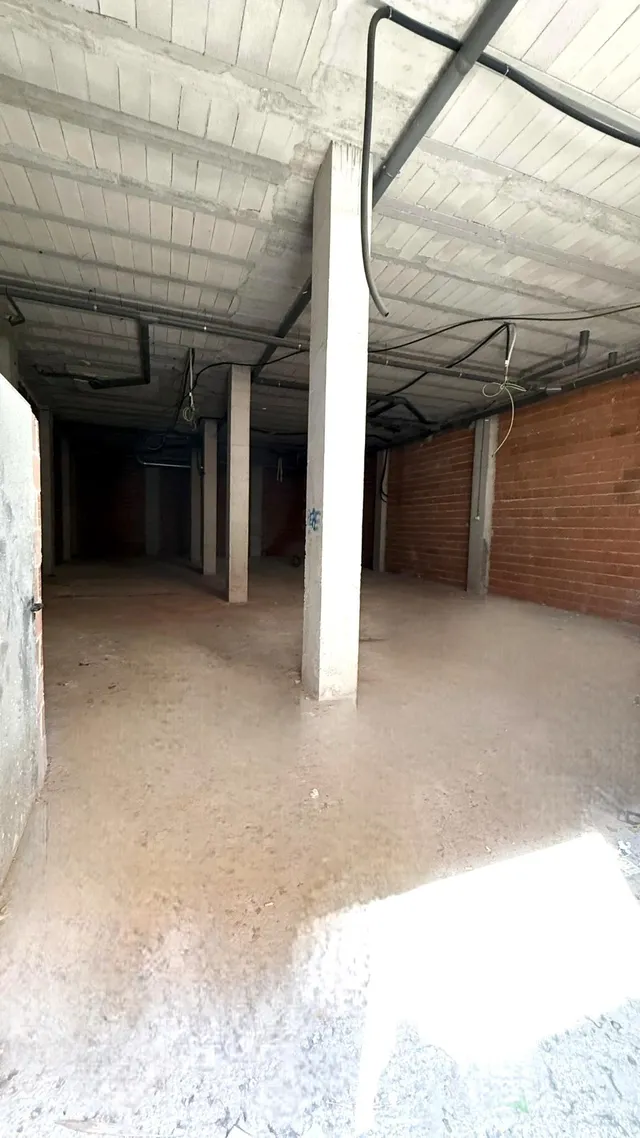 Gran Local comercial cerca del Paseo Marítimo y de las Piscinas Naturales — 7